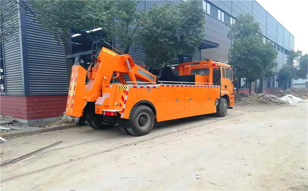和布克赛尔蒙古自治县救援拖车电话，24小时拖车平台怎么收费的